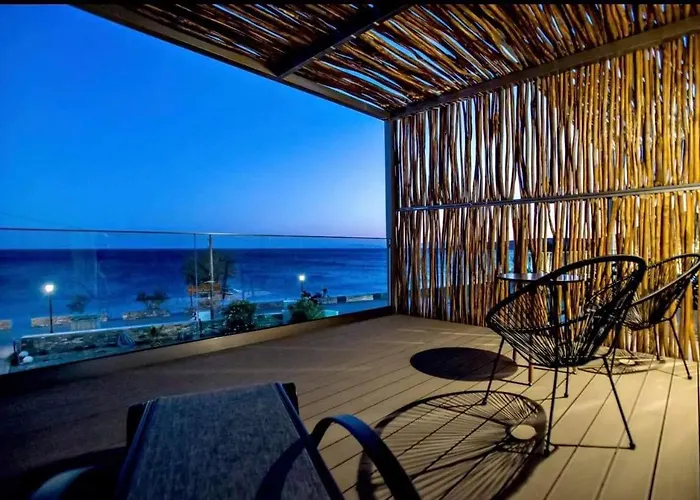 Seaside Tinos * 키오니아