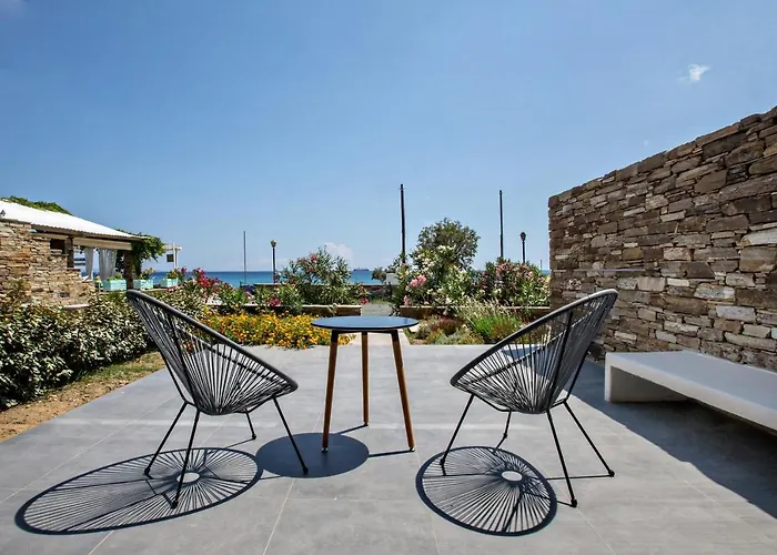 Seaside Tinos Kionia