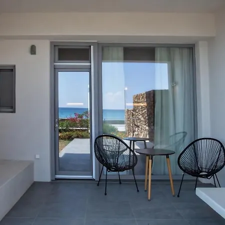 Seaside Tinos 키오니아