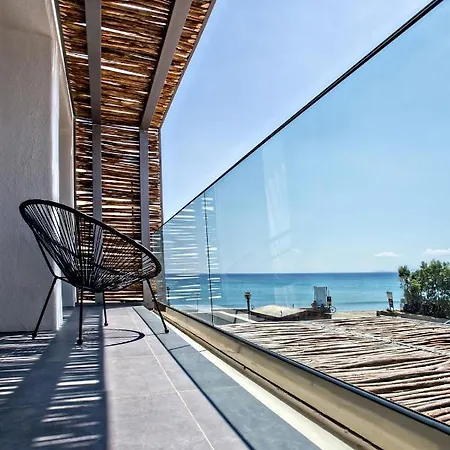 Seaside Tinos Kionia