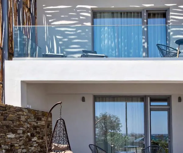 Seaside Tinos Daire Kionia